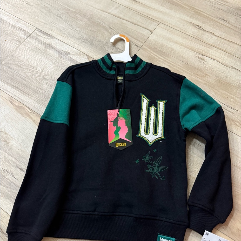 Girls wicked varsity Black and Green‎ Sweater
